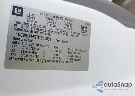 2017 Chevrolet Express 2500 Work Van z USA, uszkodzony, nr VIN 1GCWGAFF7H1340601